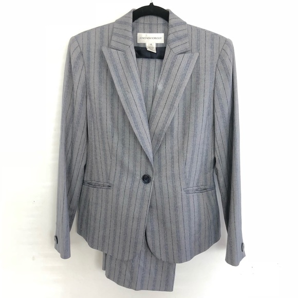 Jones New York Other - Jones New York suit size 4